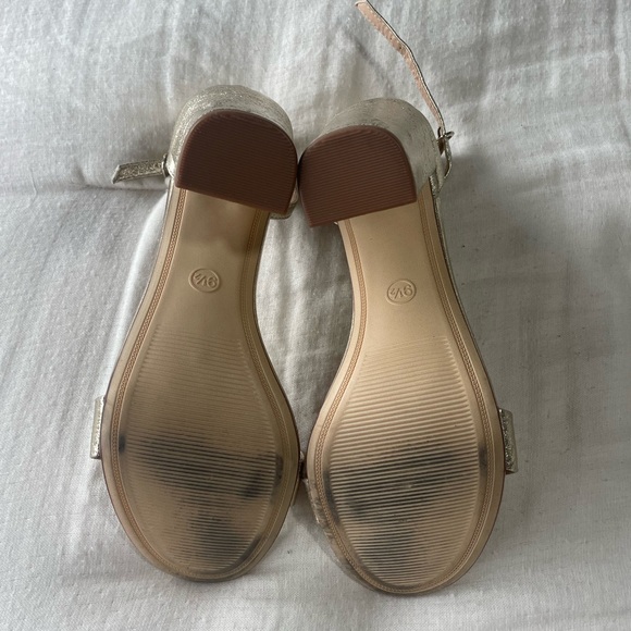 Foil Gold Heels - Picture 3 of 3